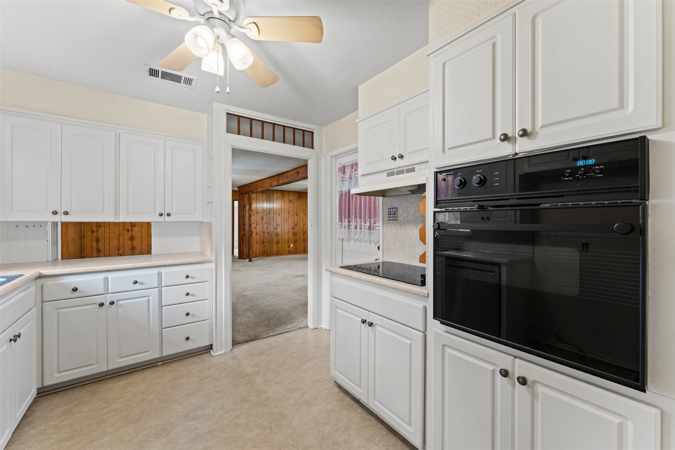 5700 Westlawn Drive