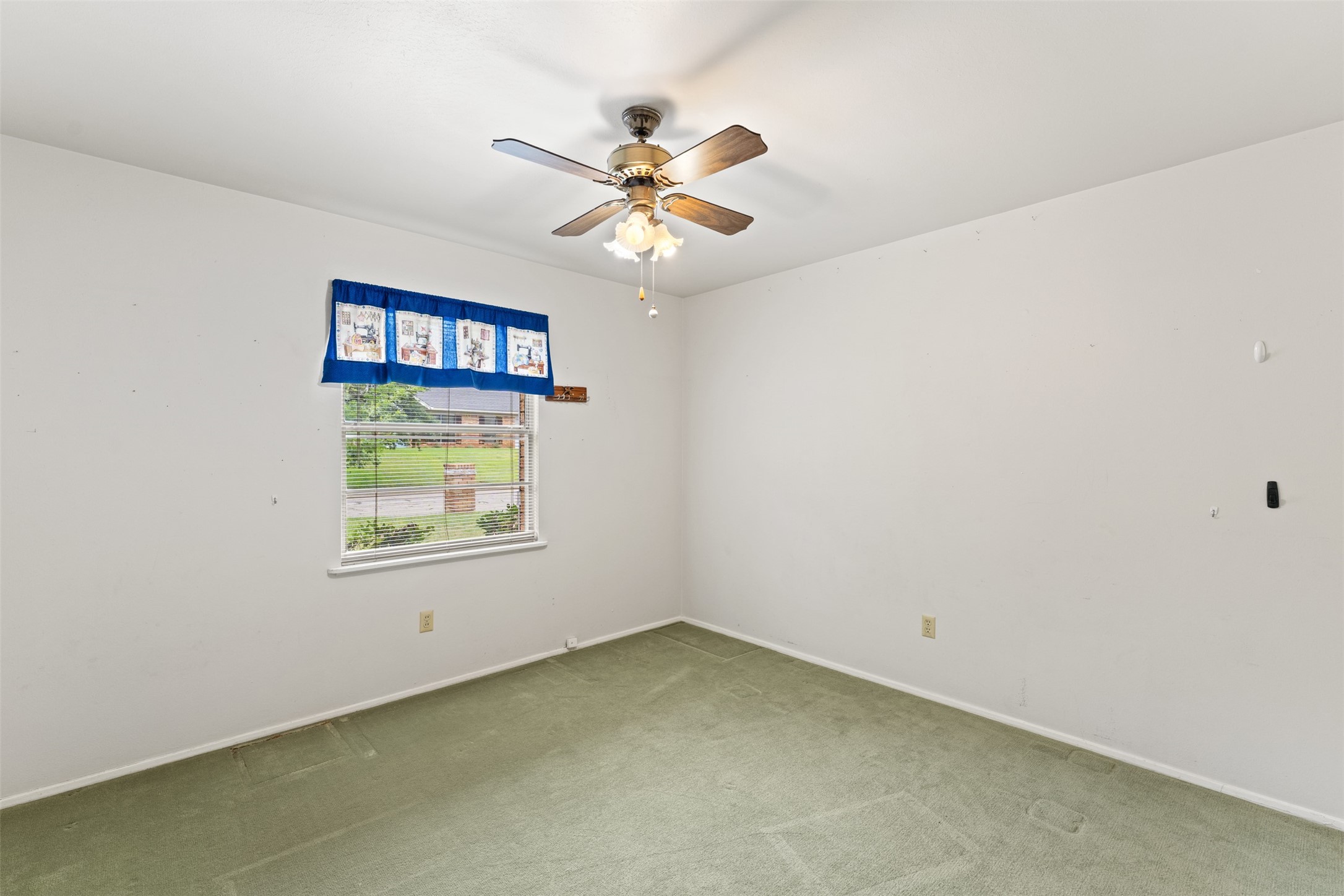 5700 Westlawn Drive