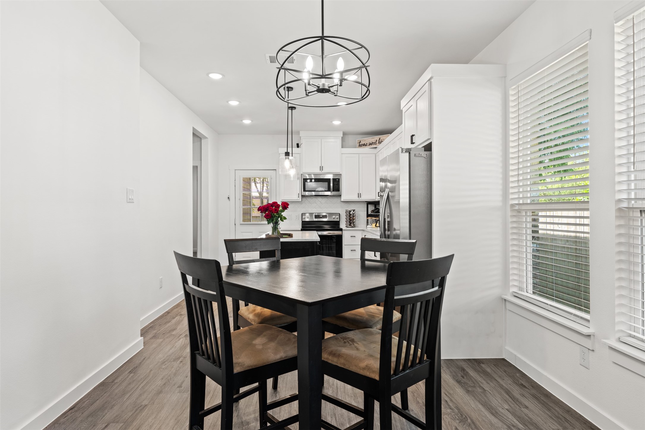 322 E Walnut Street