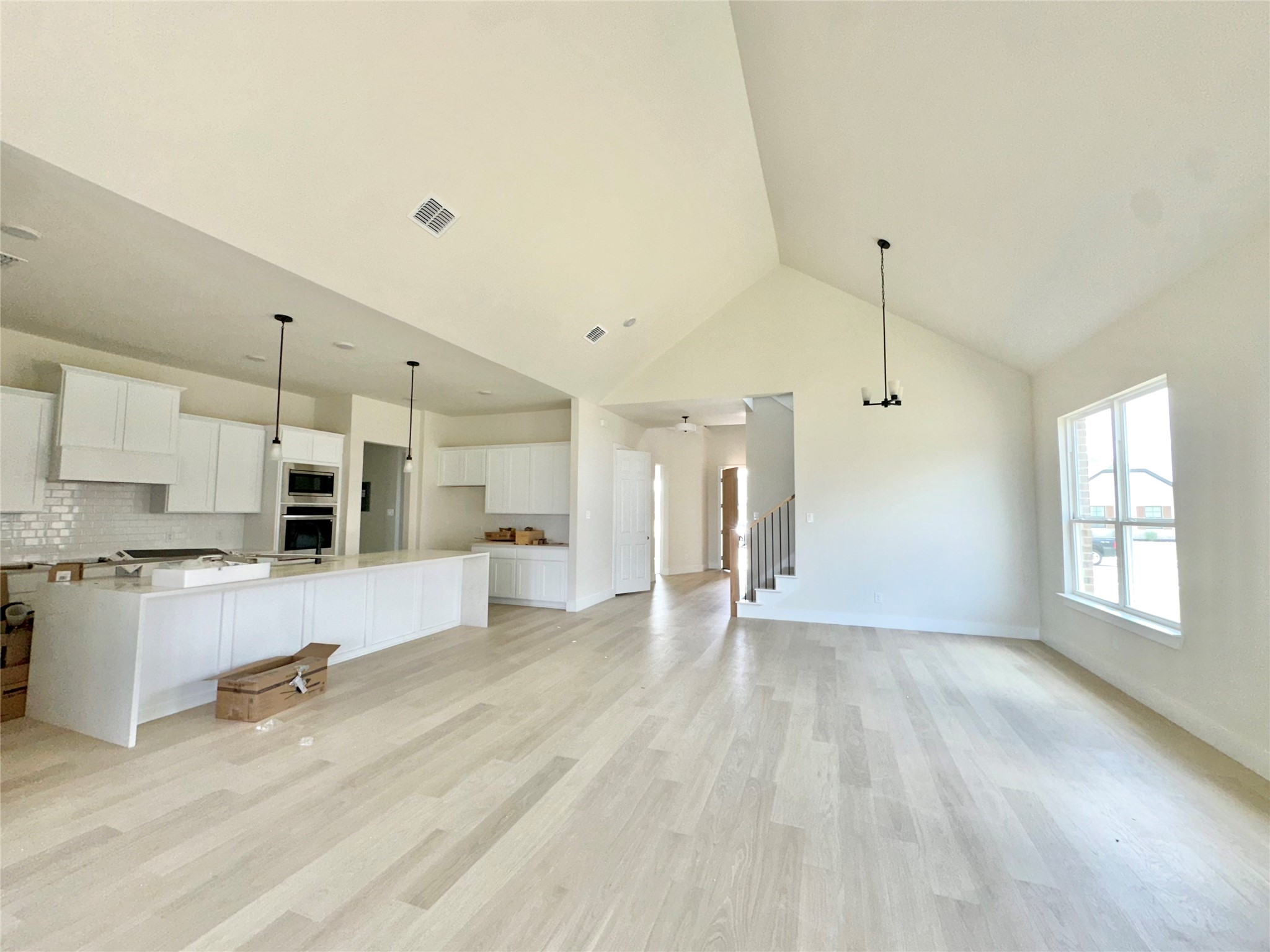 2112 Bankside Lane