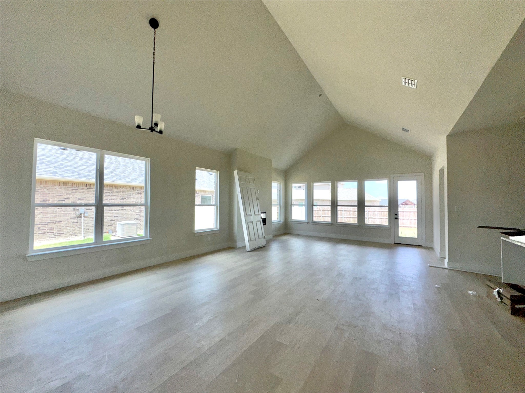 2112 Bankside Lane