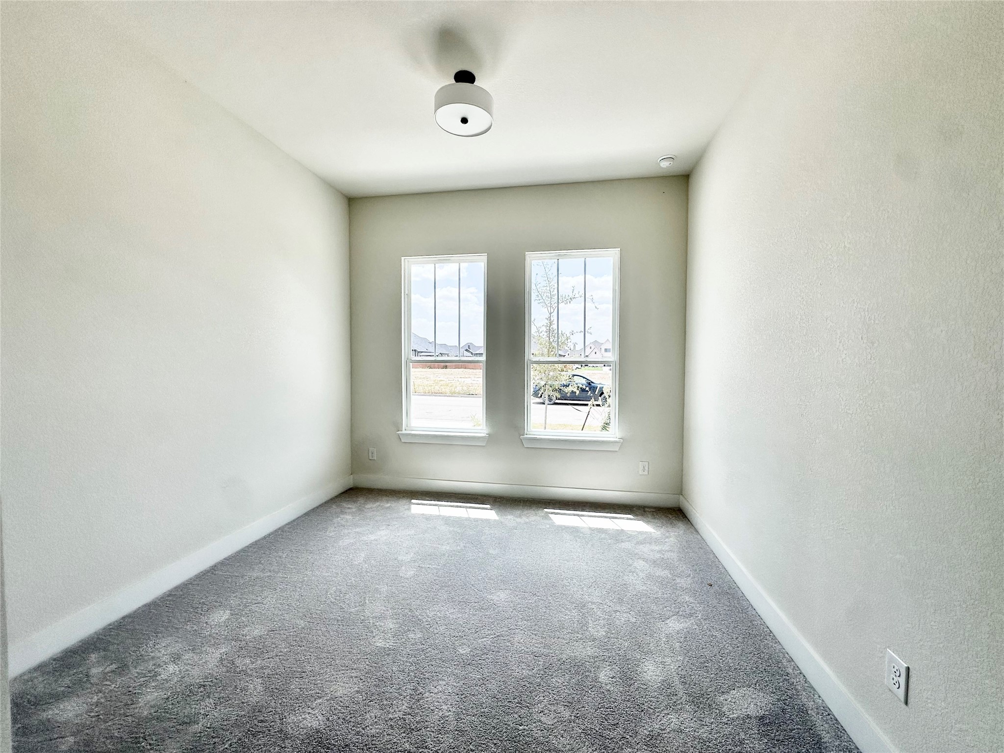 2112 Bankside Lane