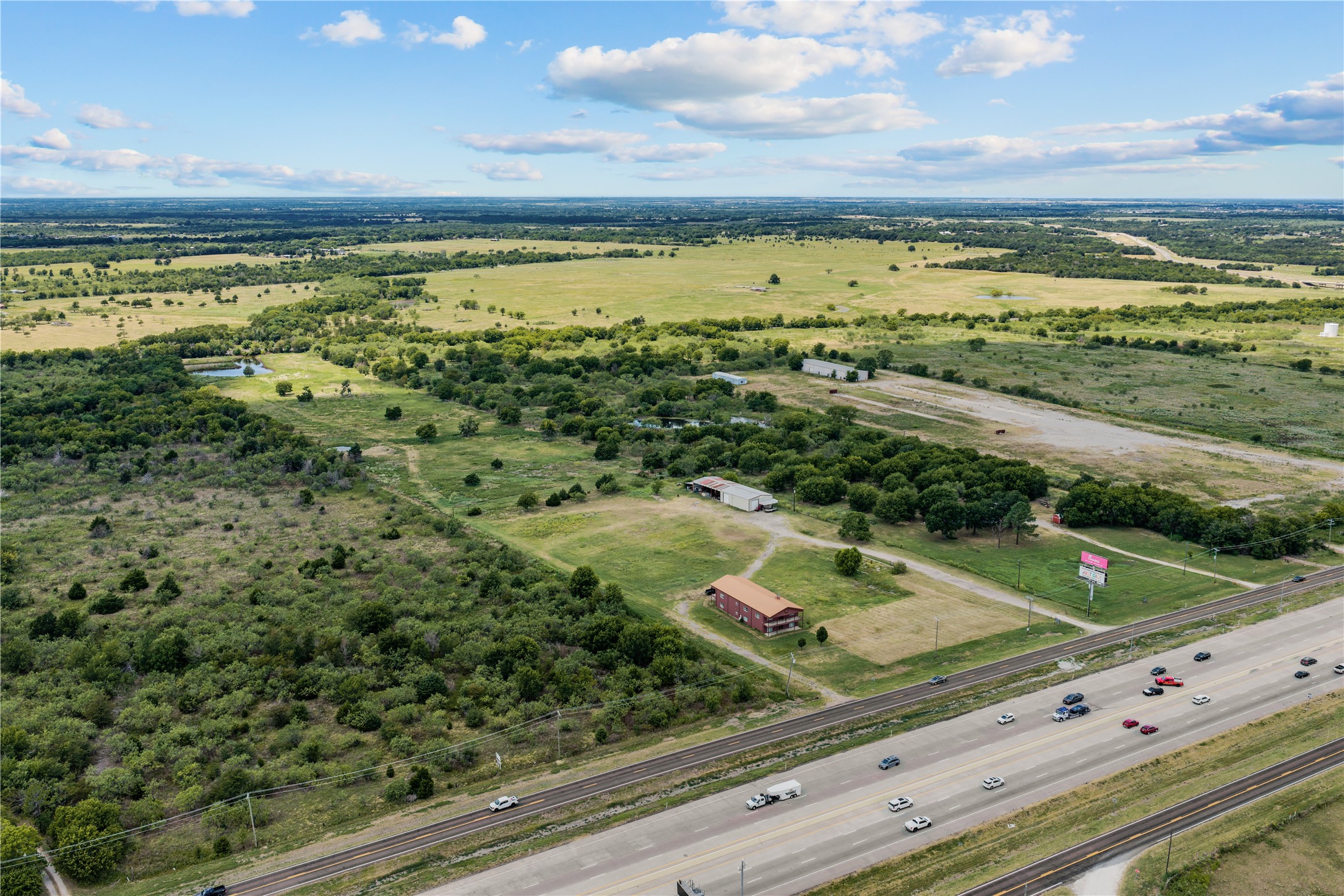 5608 S Interstate Highway 45 W