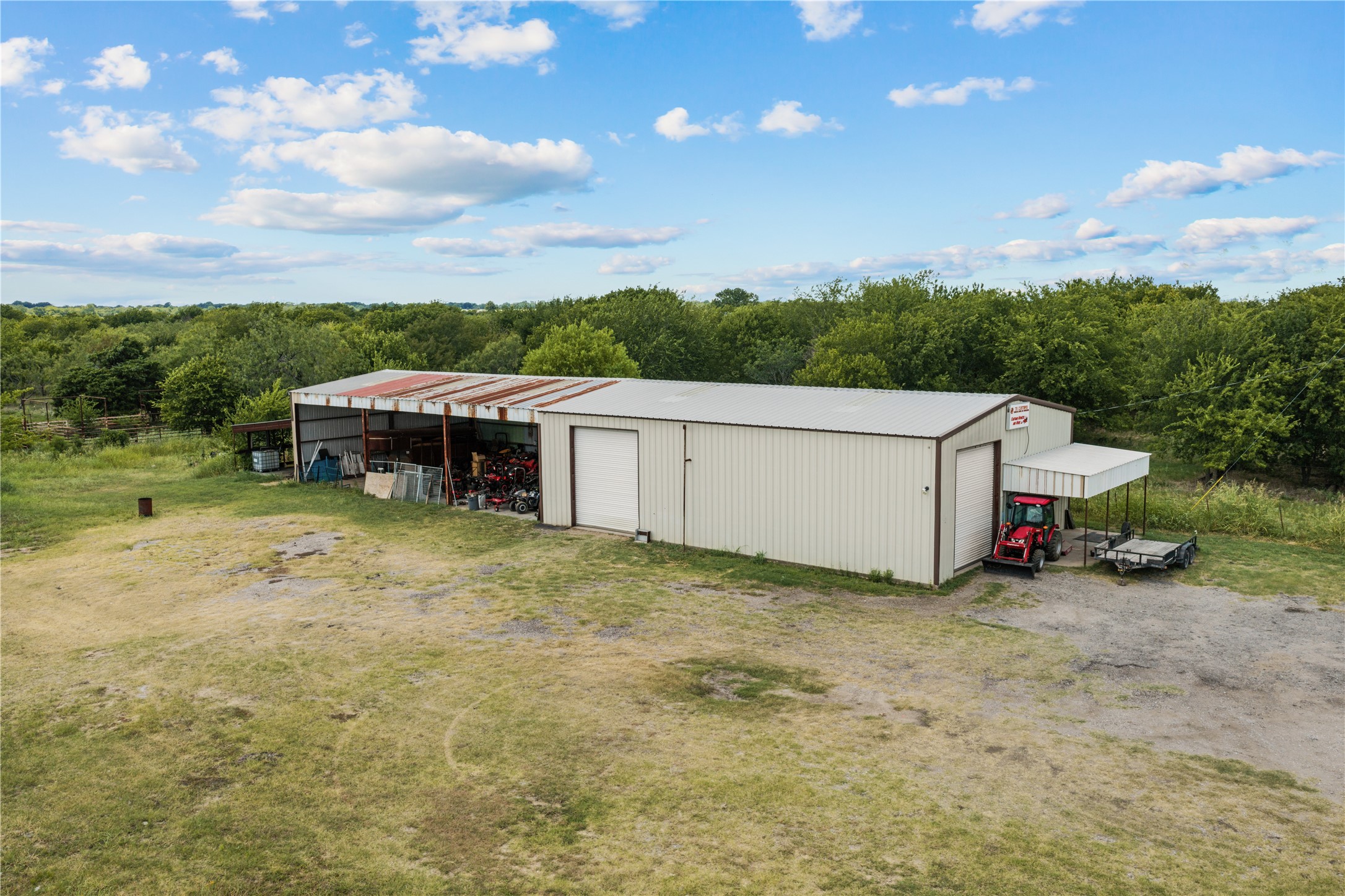 5608 S Interstate Highway 45 W