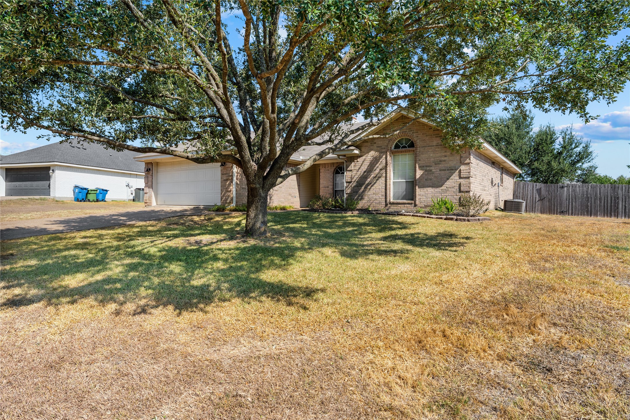 624 Willow Creek Drive