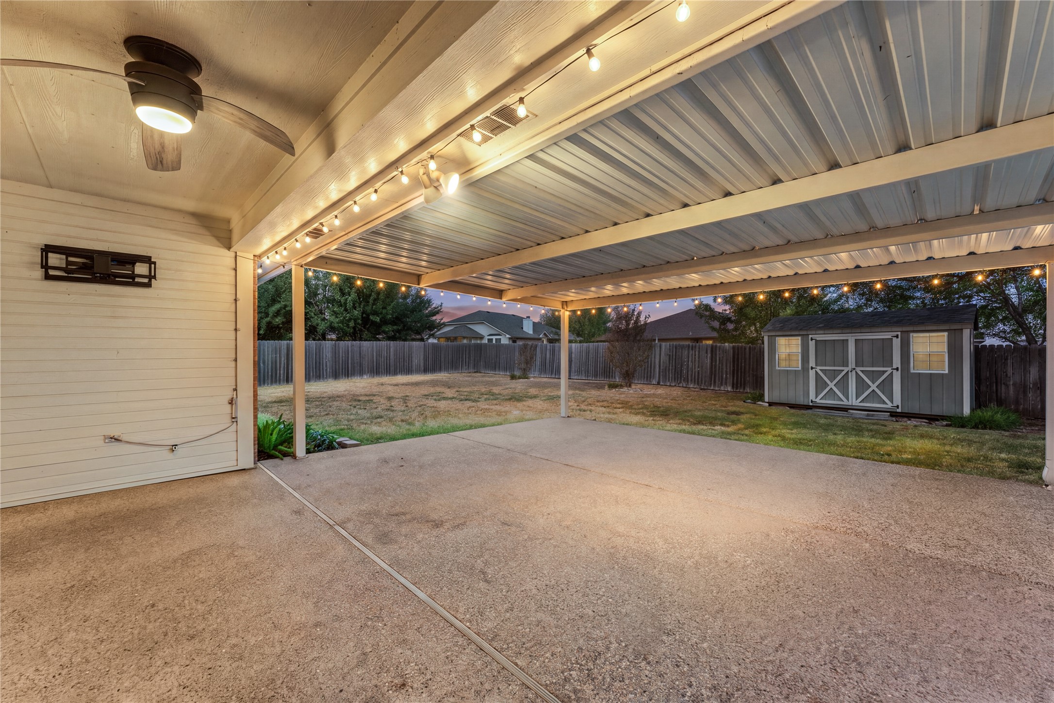 624 Willow Creek Drive