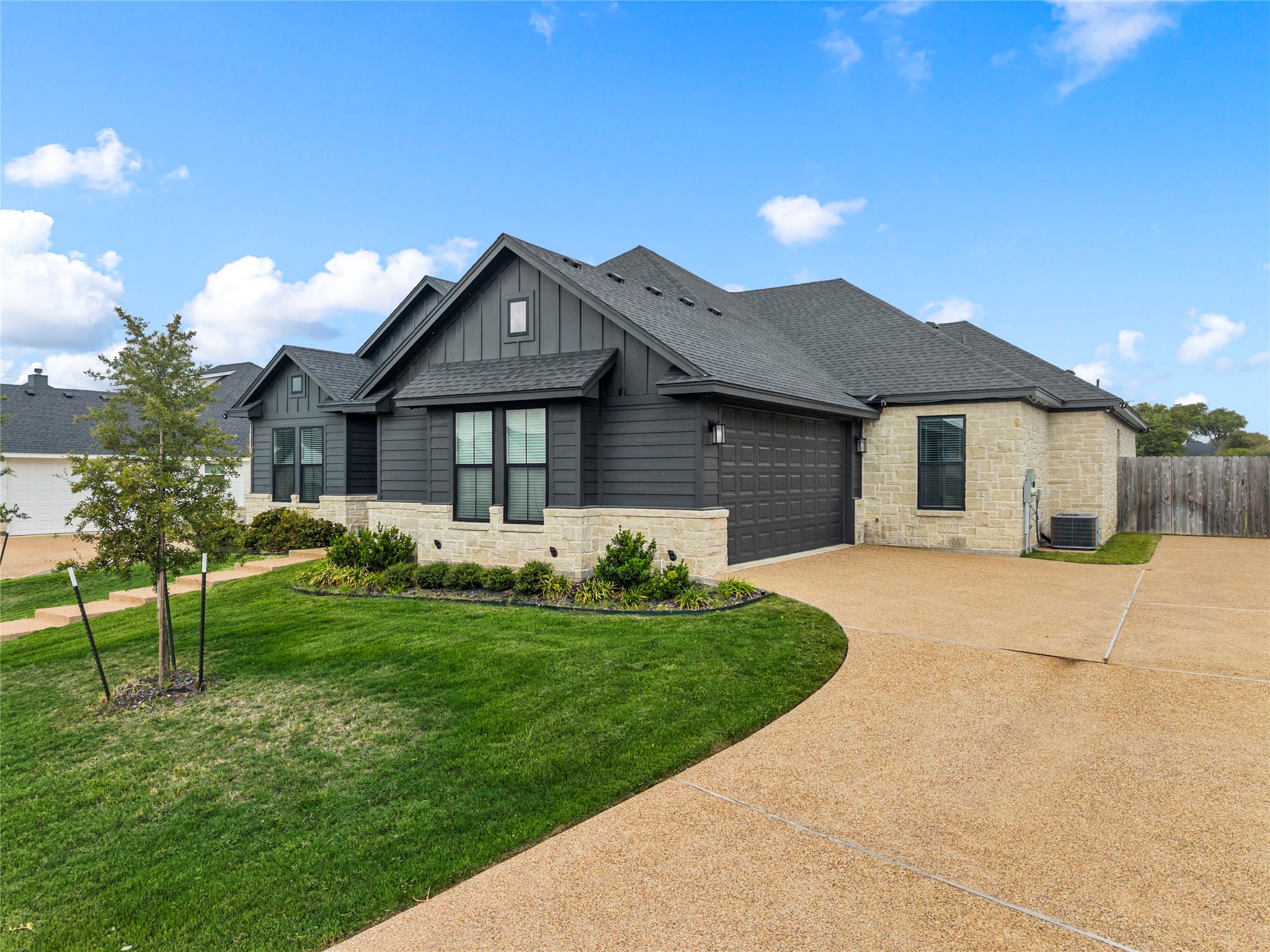 10201 Castleberry Lane