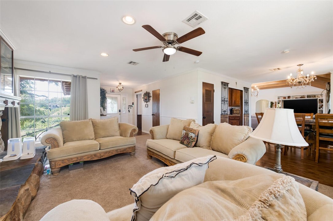 8101 Forest Ridge Drive