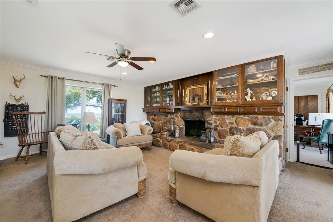 8101 Forest Ridge Drive