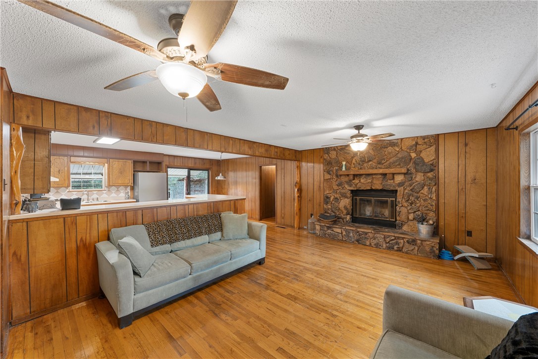 4131 Ft. Graham Road