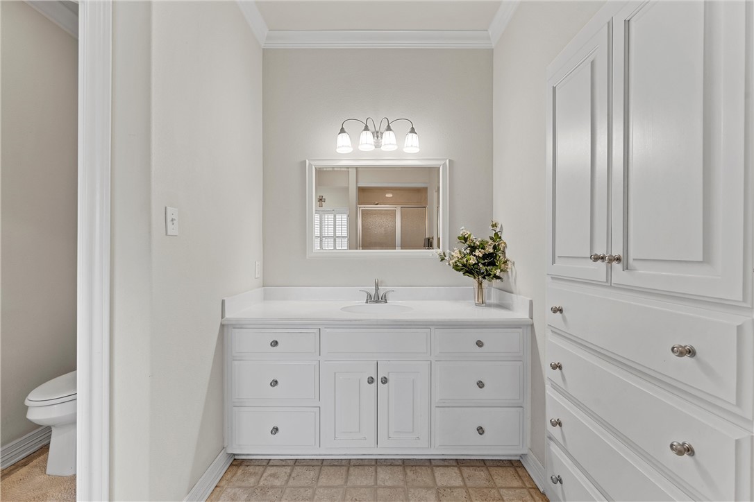 1104 S Harrison Street