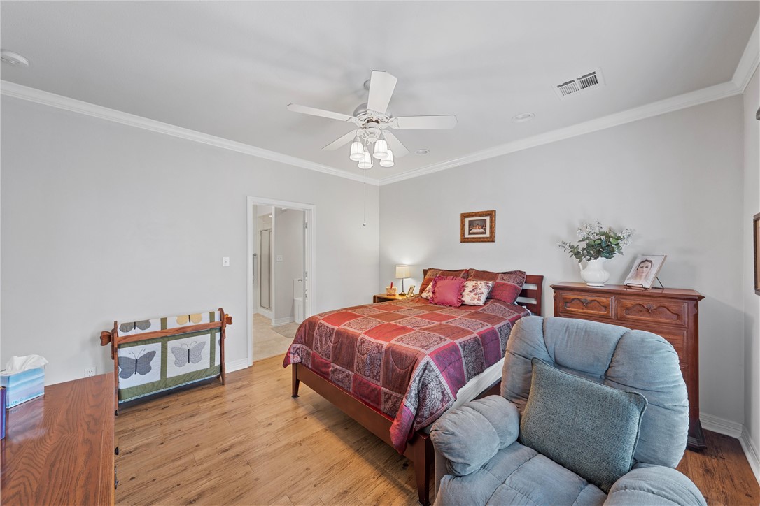 1104 S Harrison Street