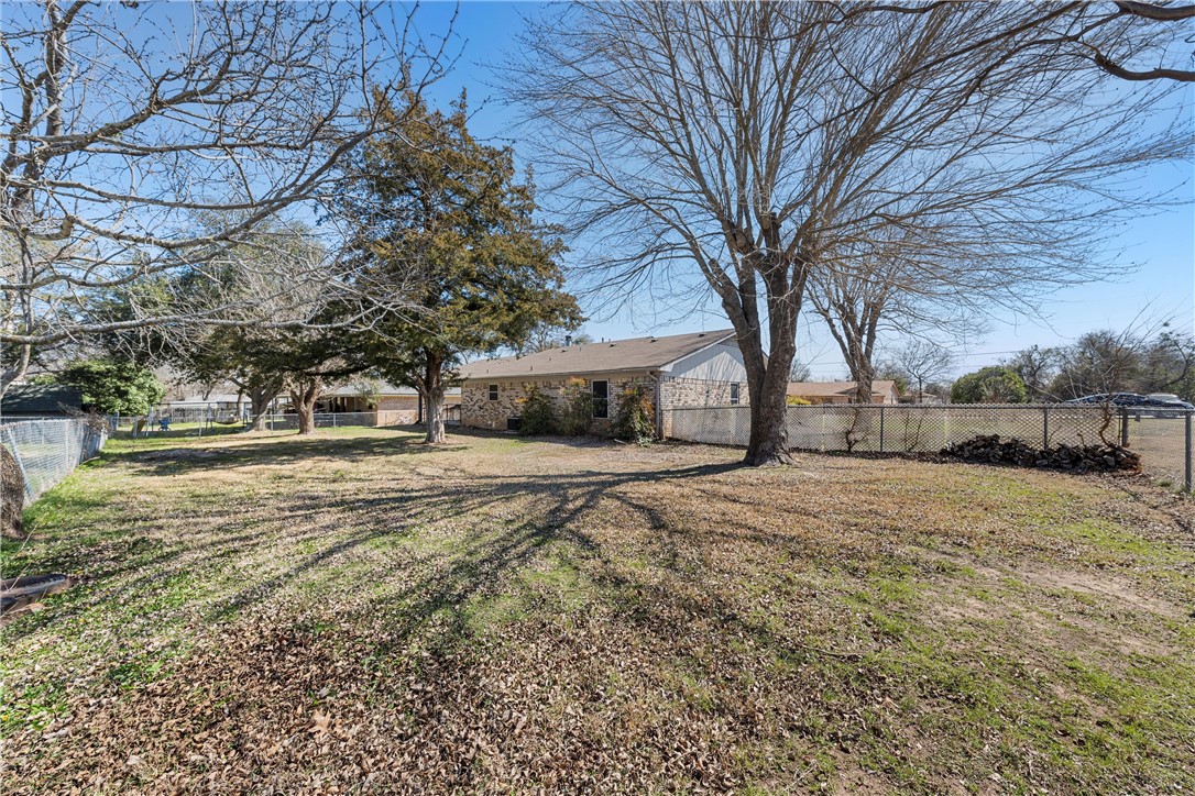 400 Simons Avenue