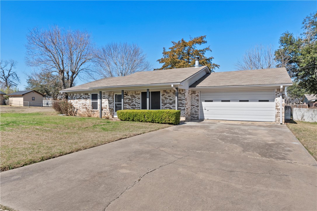 400 Simons Avenue