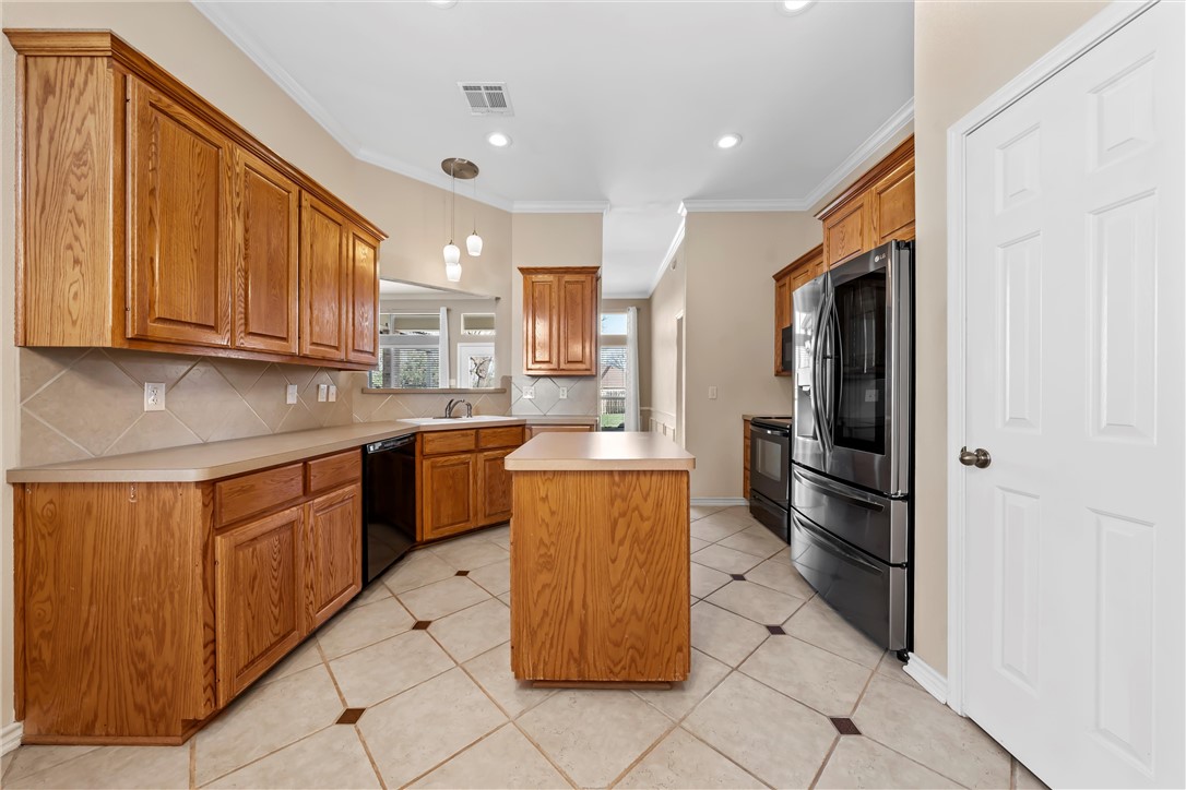 11212 Inverness Road