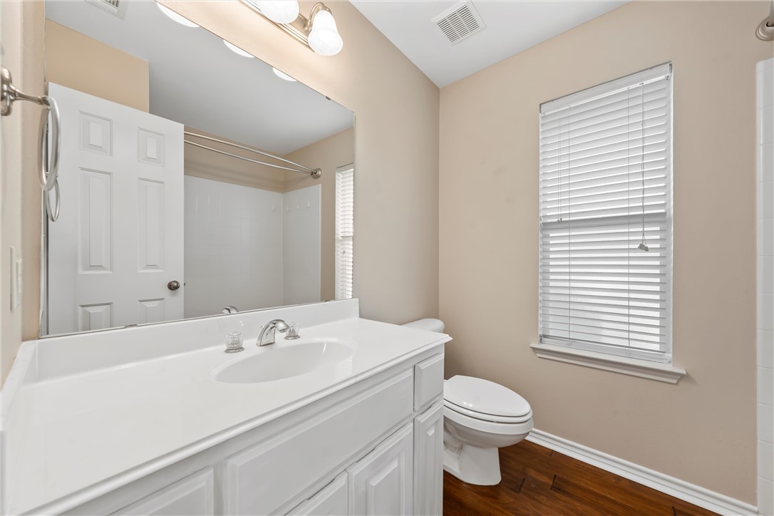 11212 Inverness Road