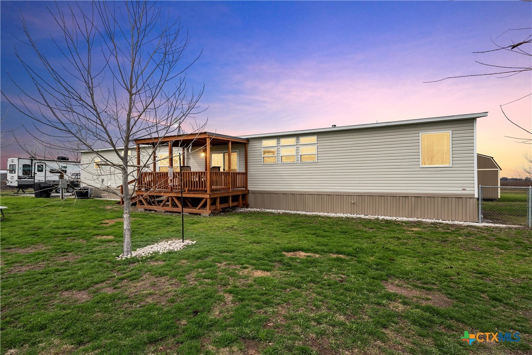 143 W Weinberger Road