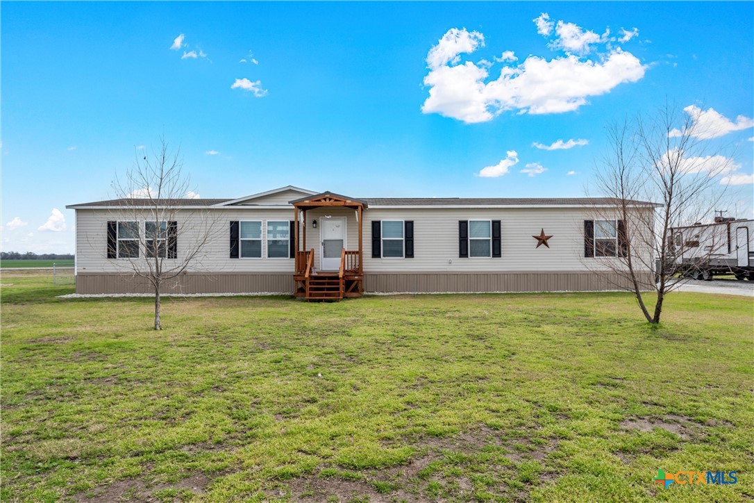 143 W Weinberger Road