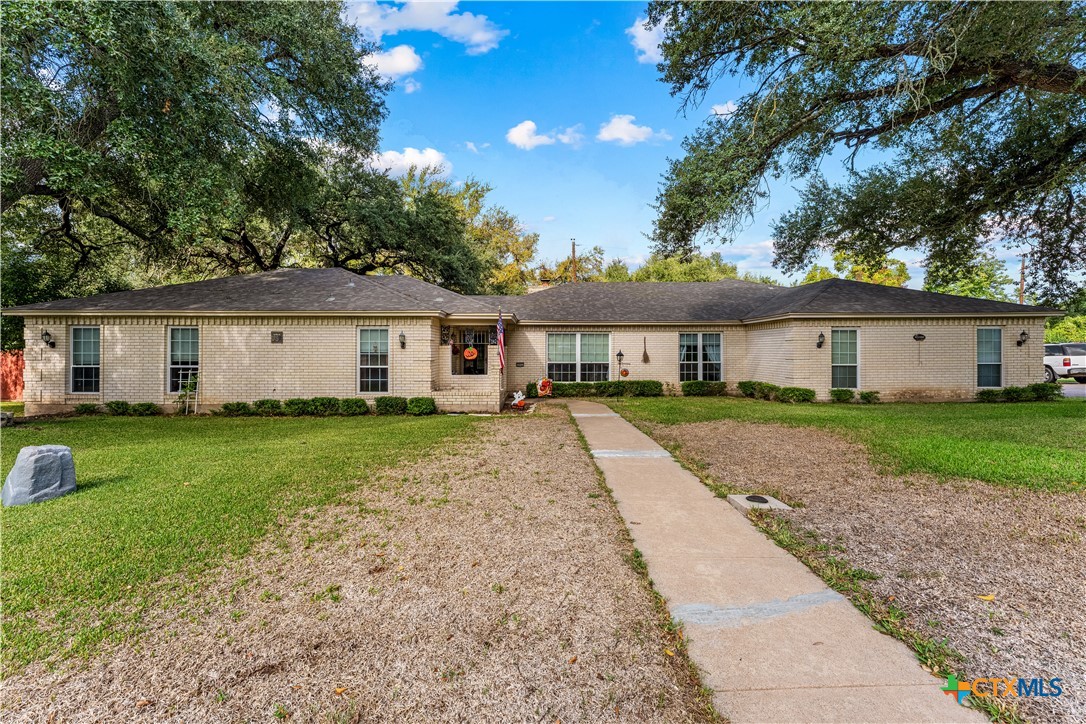 3802 Wendy Oaks Drive