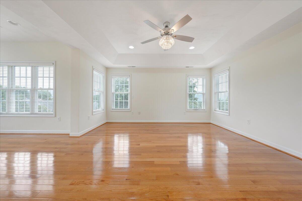 2117 River Oaks DR