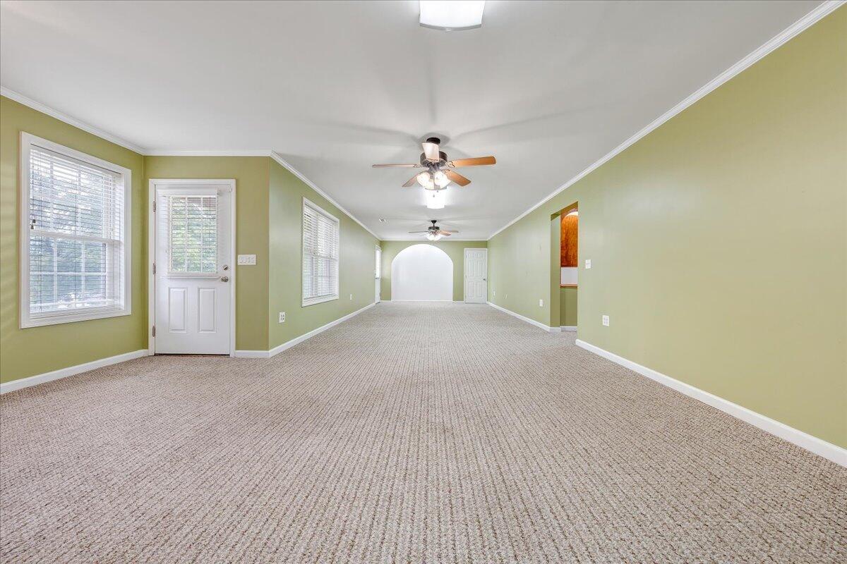 2117 River Oaks DR