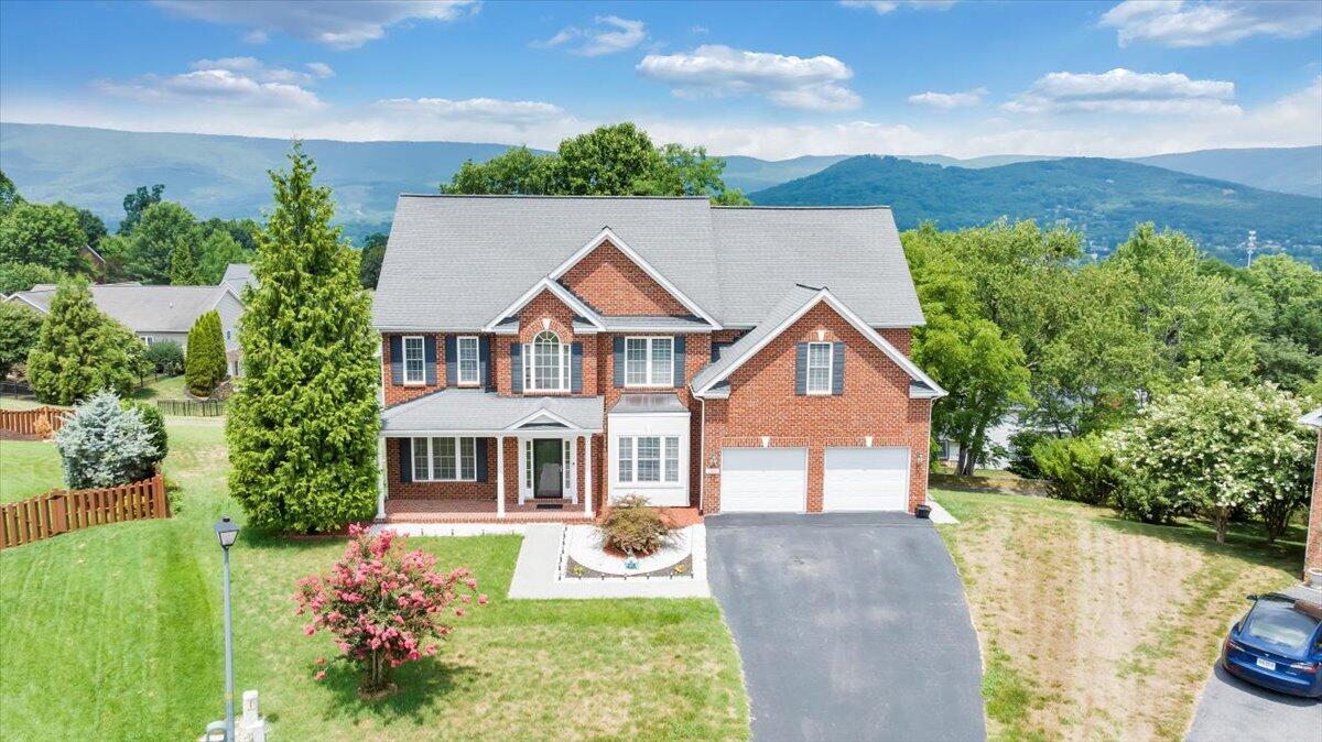 2117 River Oaks DR