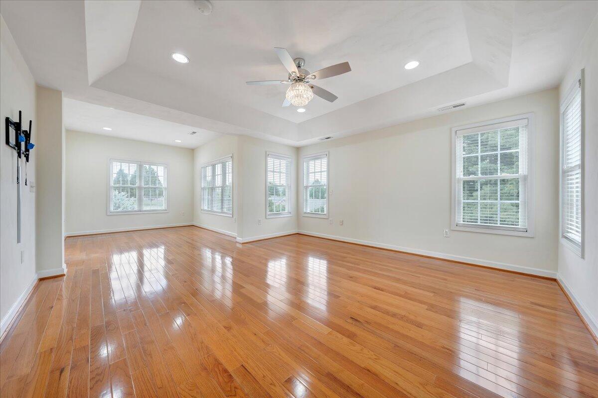 2117 River Oaks DR