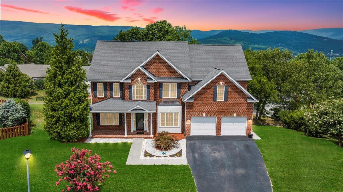 2117 River Oaks DR