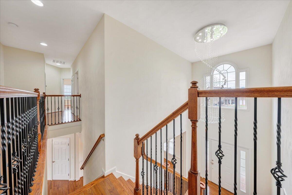 2117 River Oaks DR