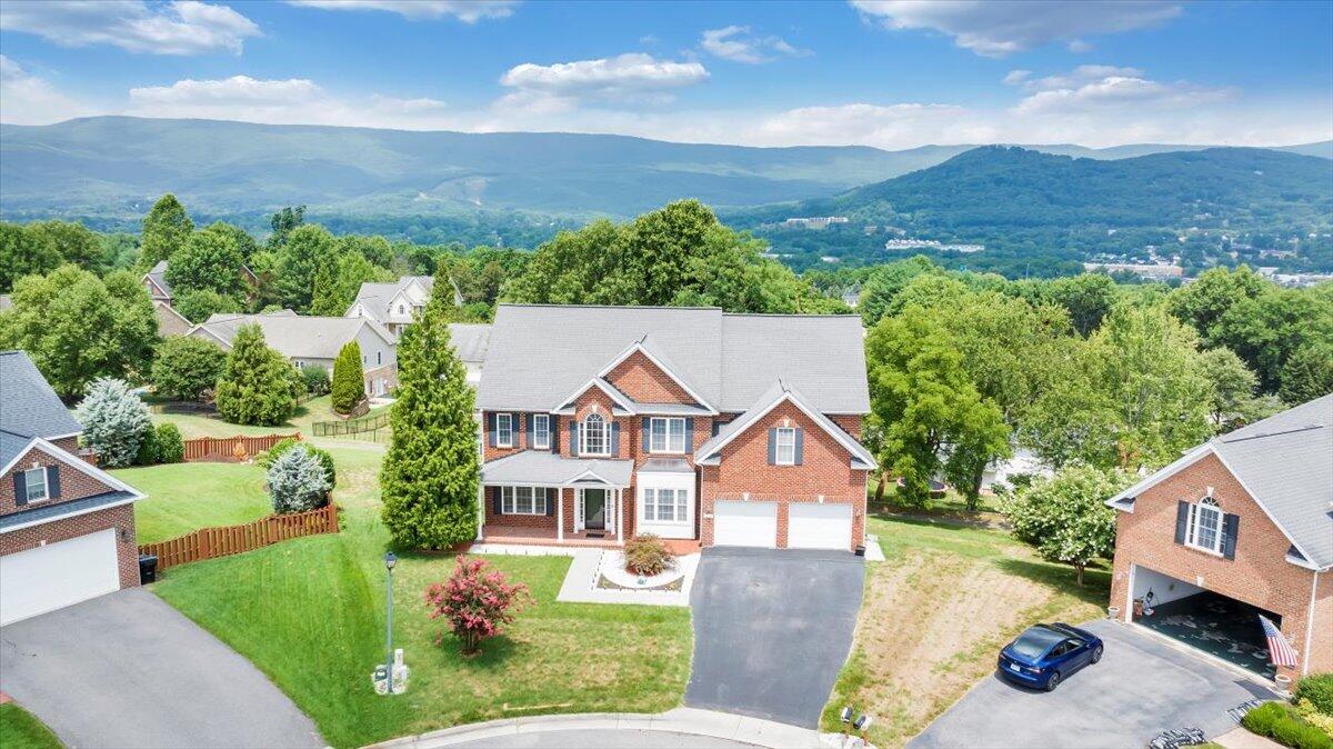 2117 River Oaks DR