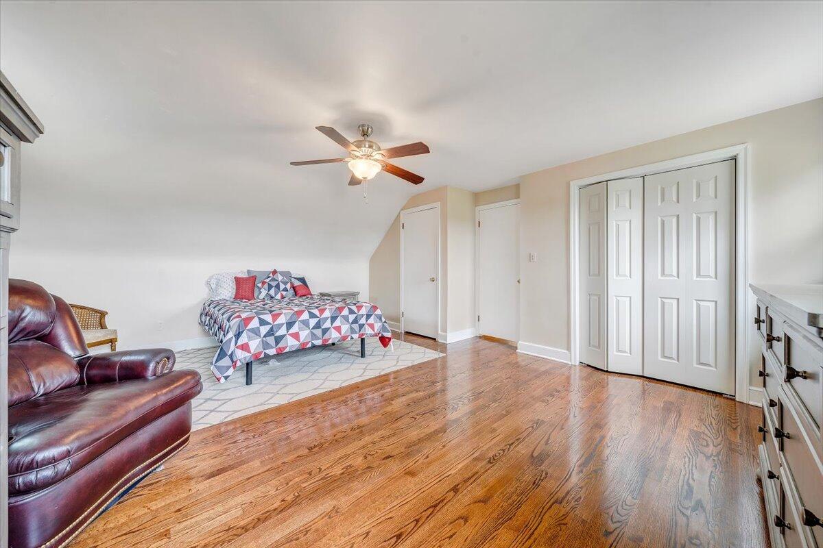 145 Oaklawn AVE NE