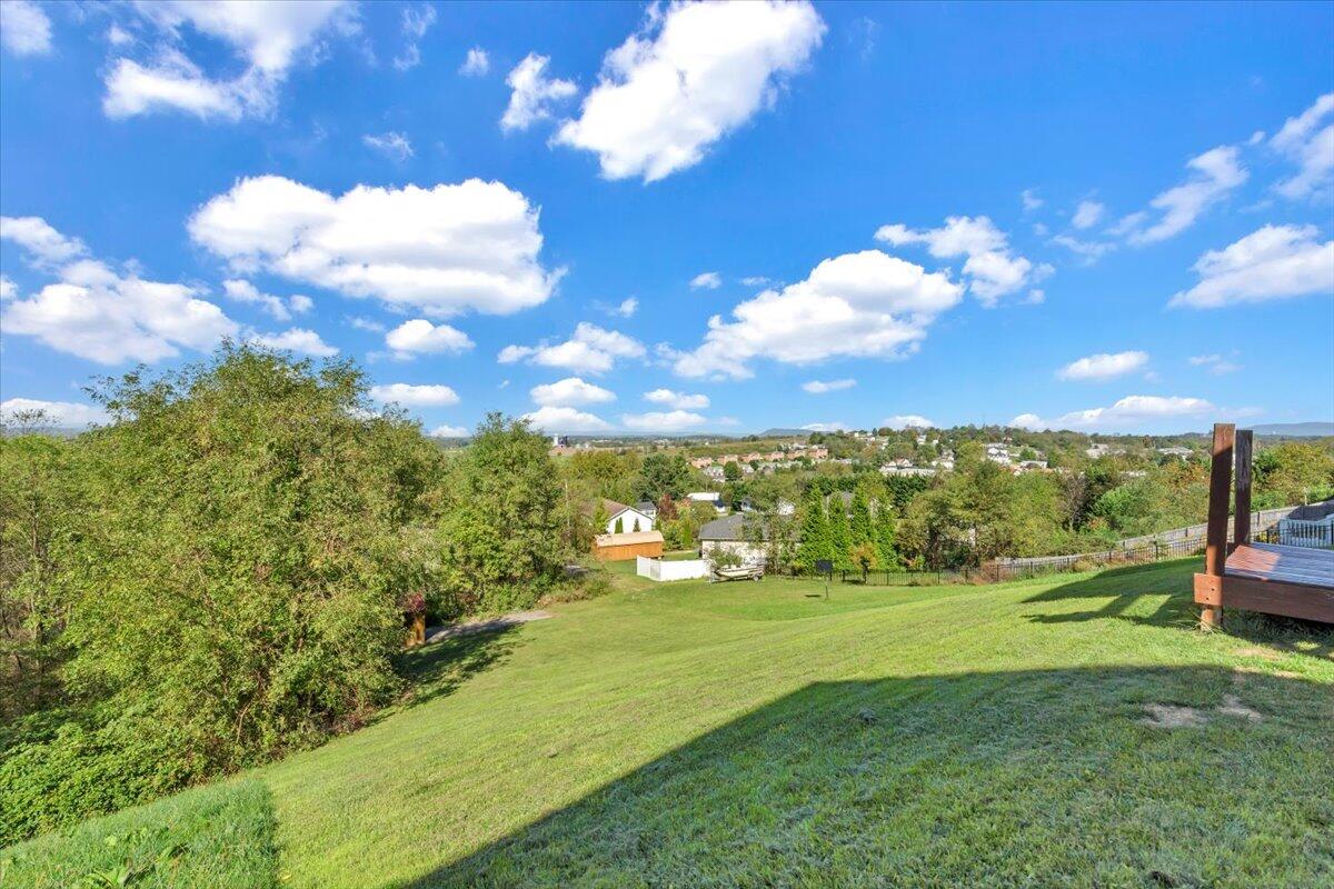 400 Chelsea Loop