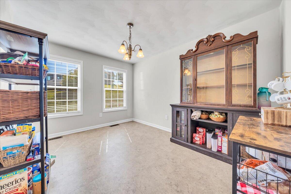 400 Chelsea Loop
