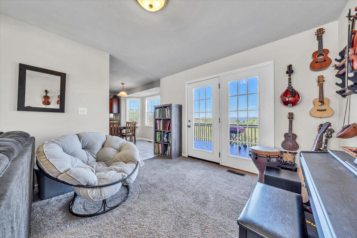 400 Chelsea Loop
