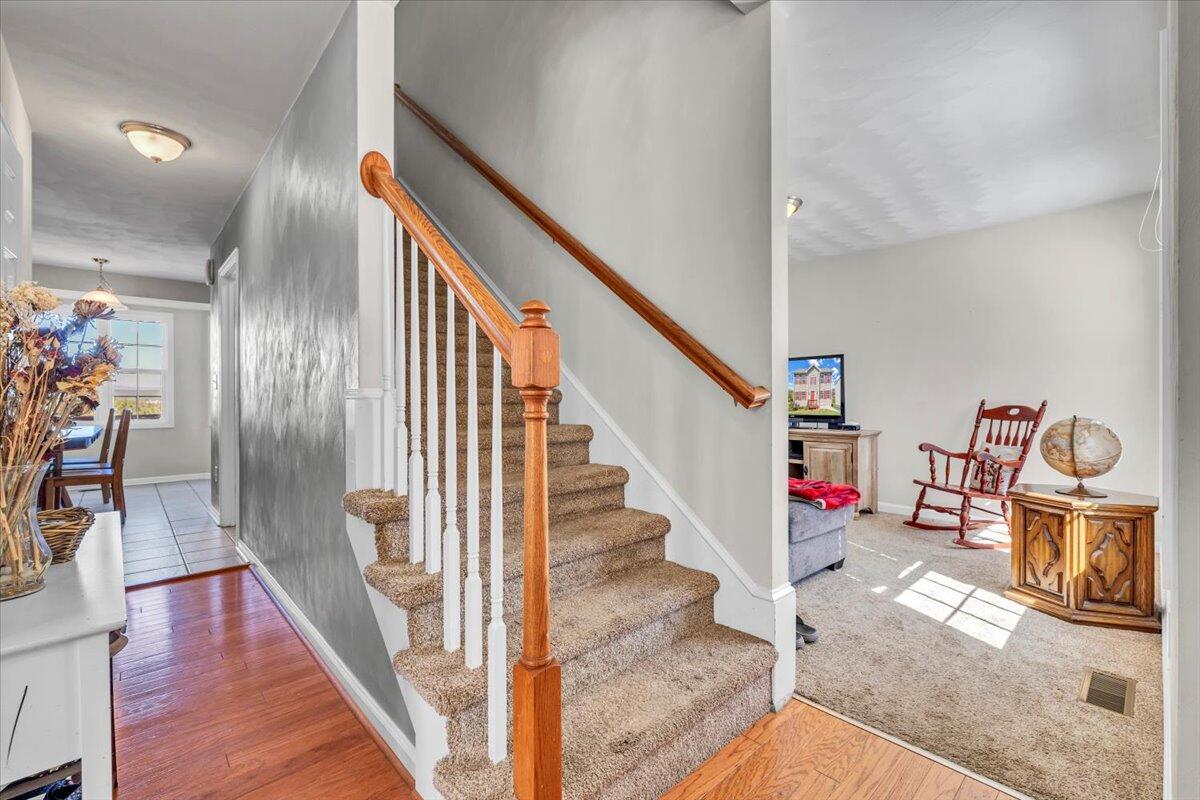 400 Chelsea Loop