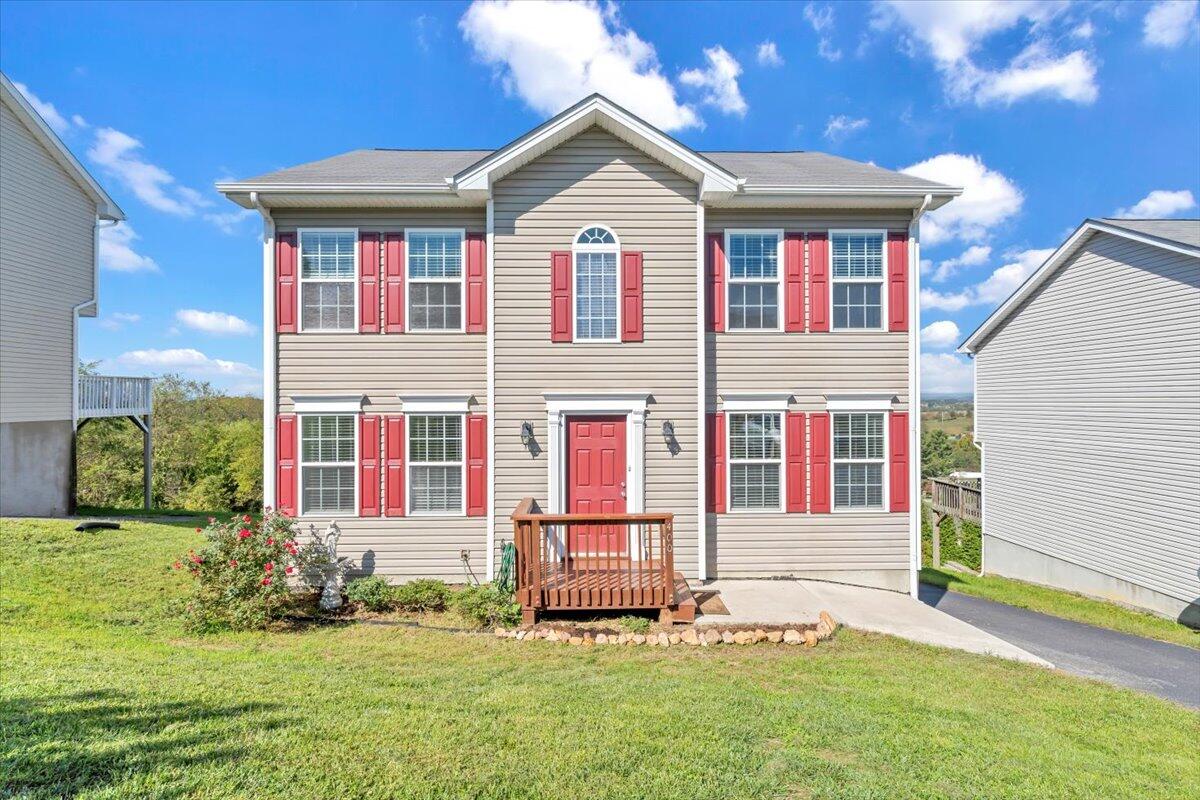 400 Chelsea Loop