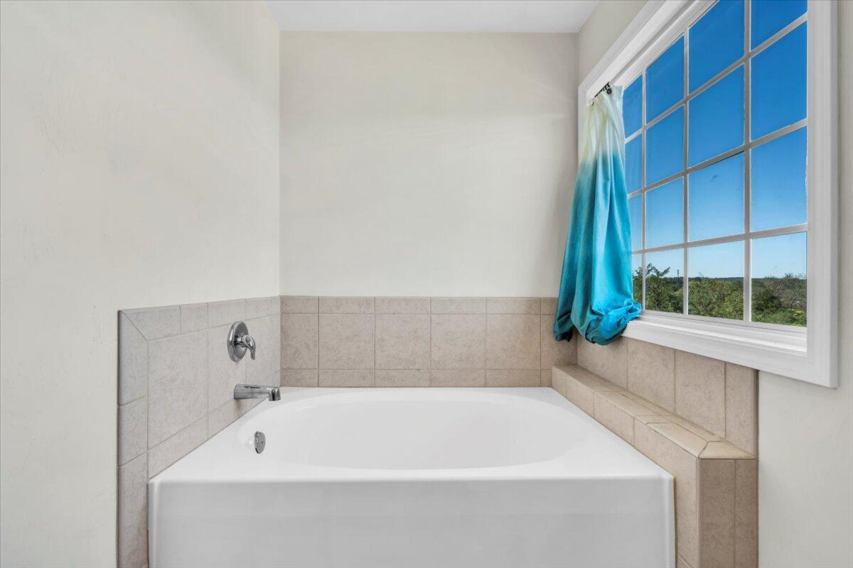 400 Chelsea Loop
