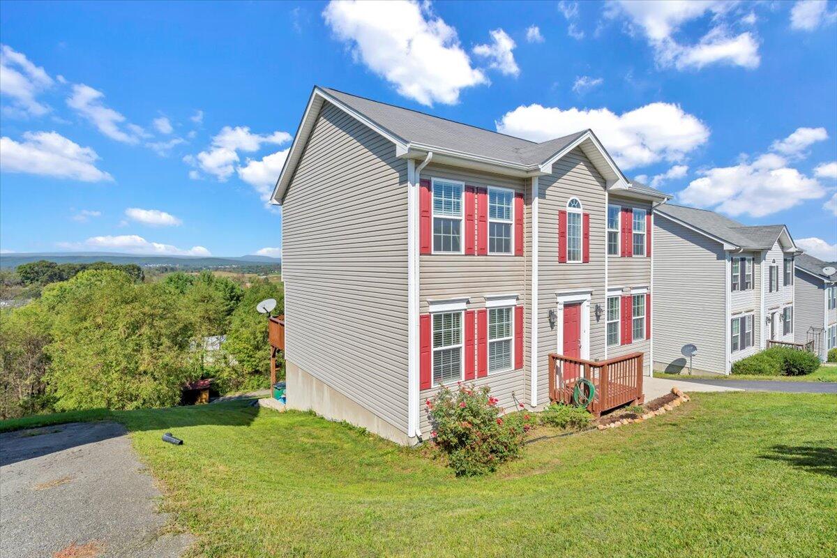 400 Chelsea Loop