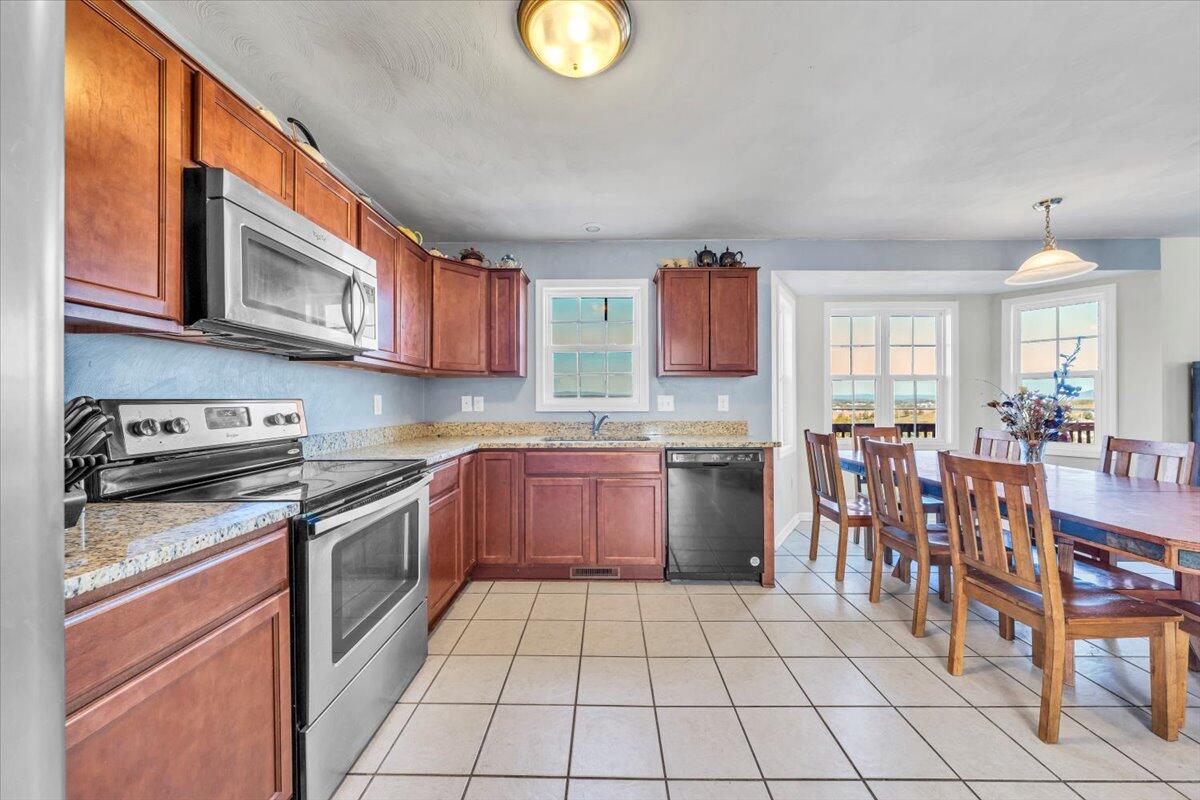 400 Chelsea Loop