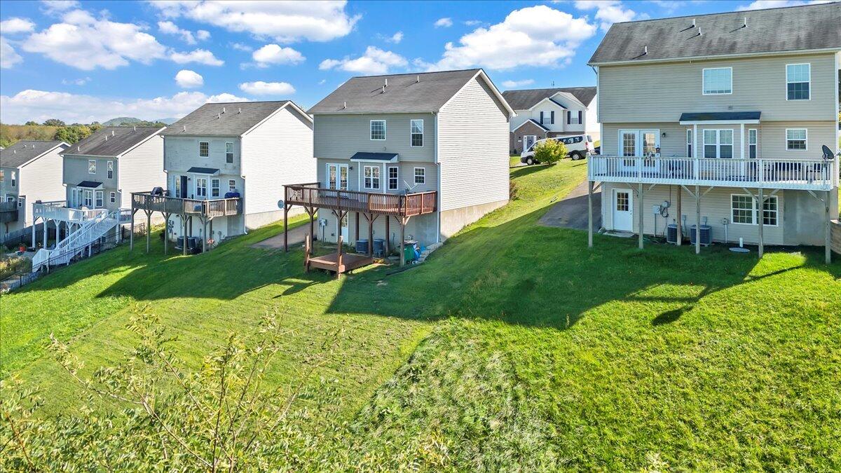 400 Chelsea Loop