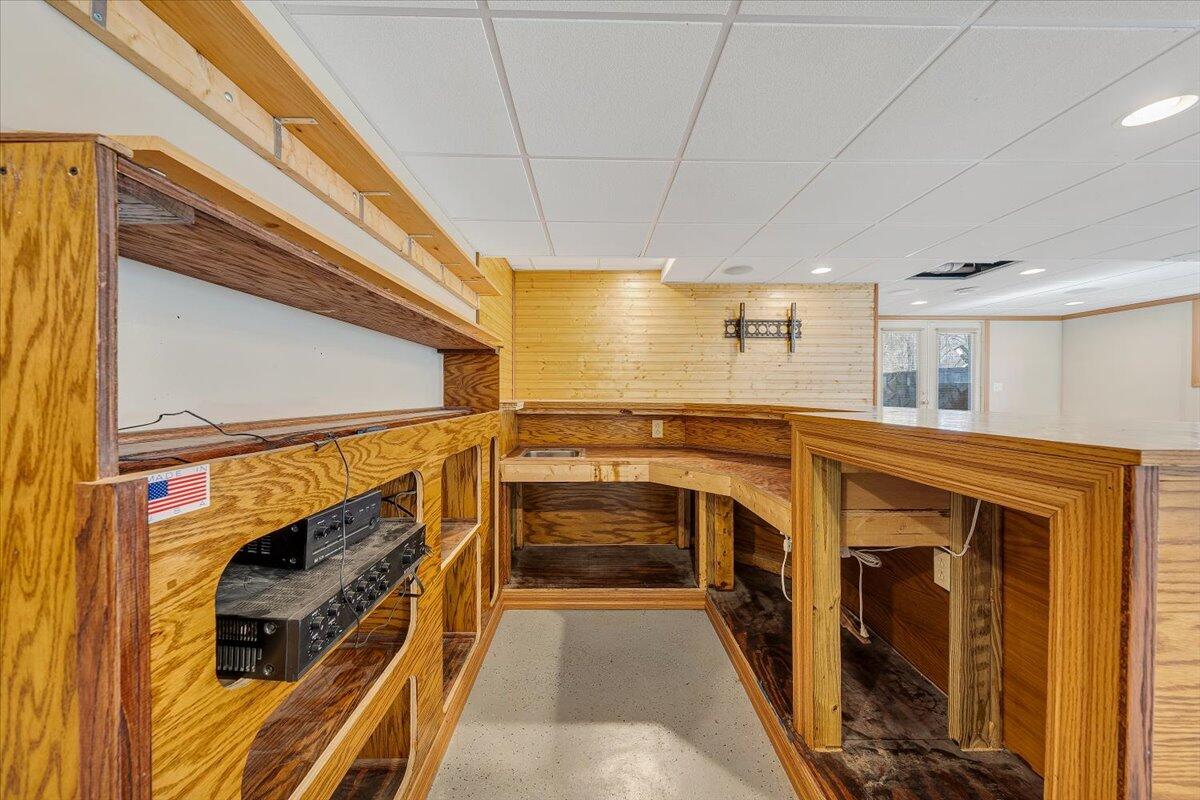 62 Cave Mtn Lake RD