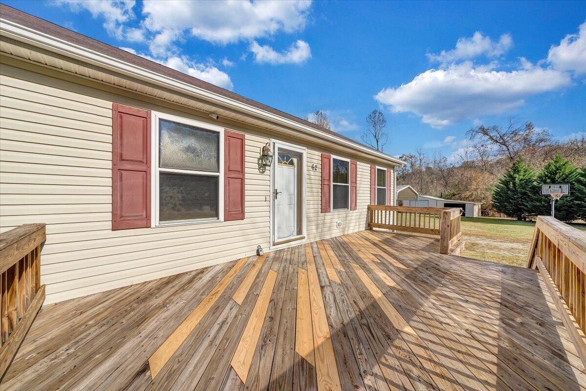 62 Cave Mtn Lake RD