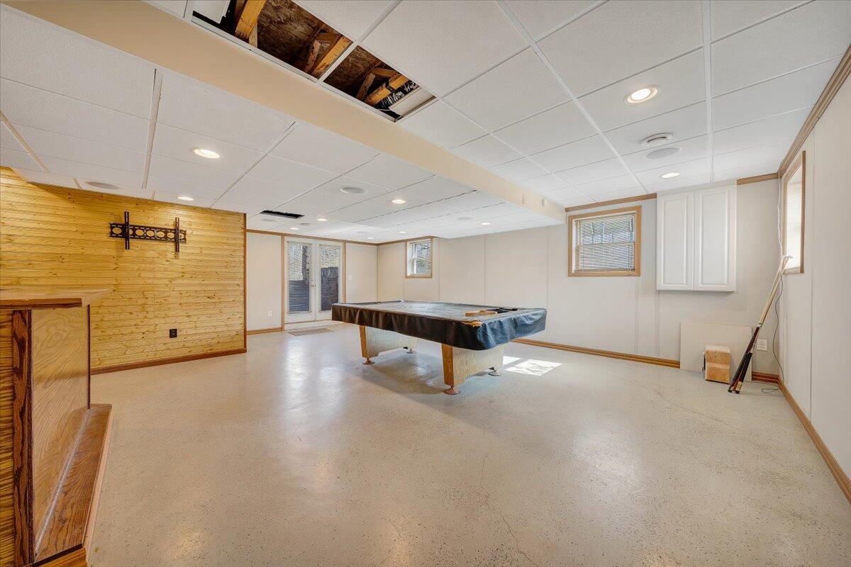 62 Cave Mtn Lake RD