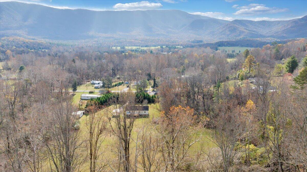 62 Cave Mtn Lake RD