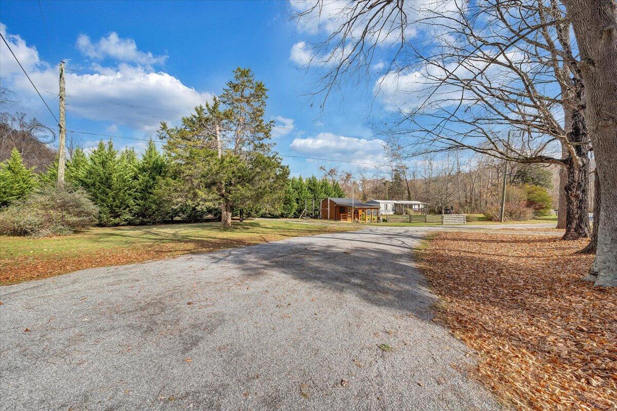 62 Cave Mtn Lake RD
