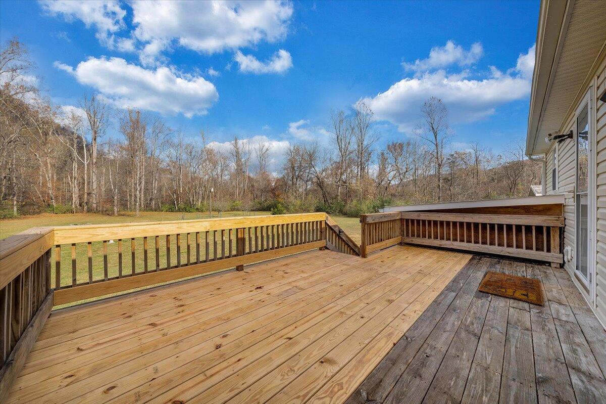 62 Cave Mtn Lake RD