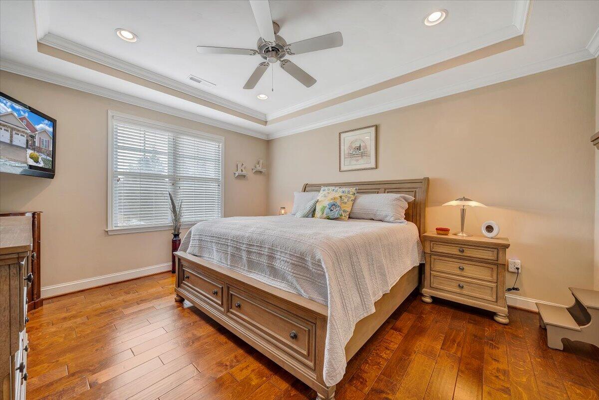 25 Ventura CT
