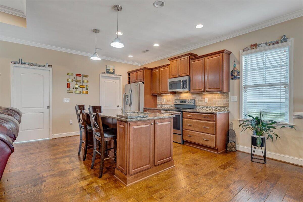 25 Ventura CT