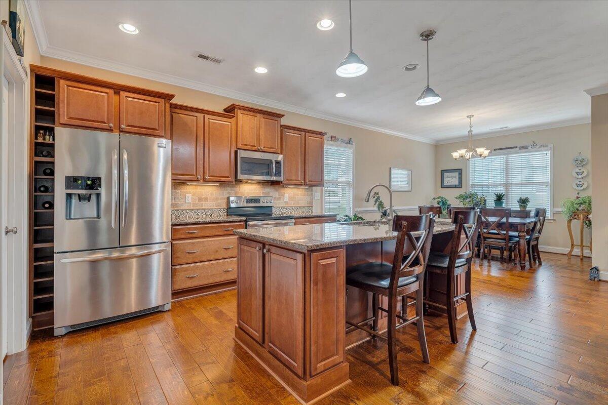 25 Ventura CT