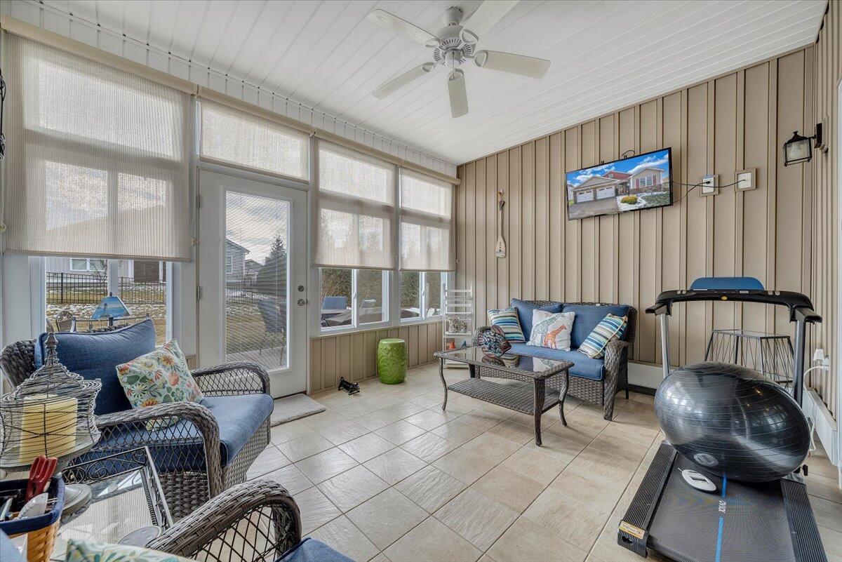 25 Ventura CT